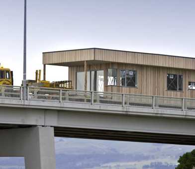 Prefab modular vs. traditional construction: Which should you choose?
