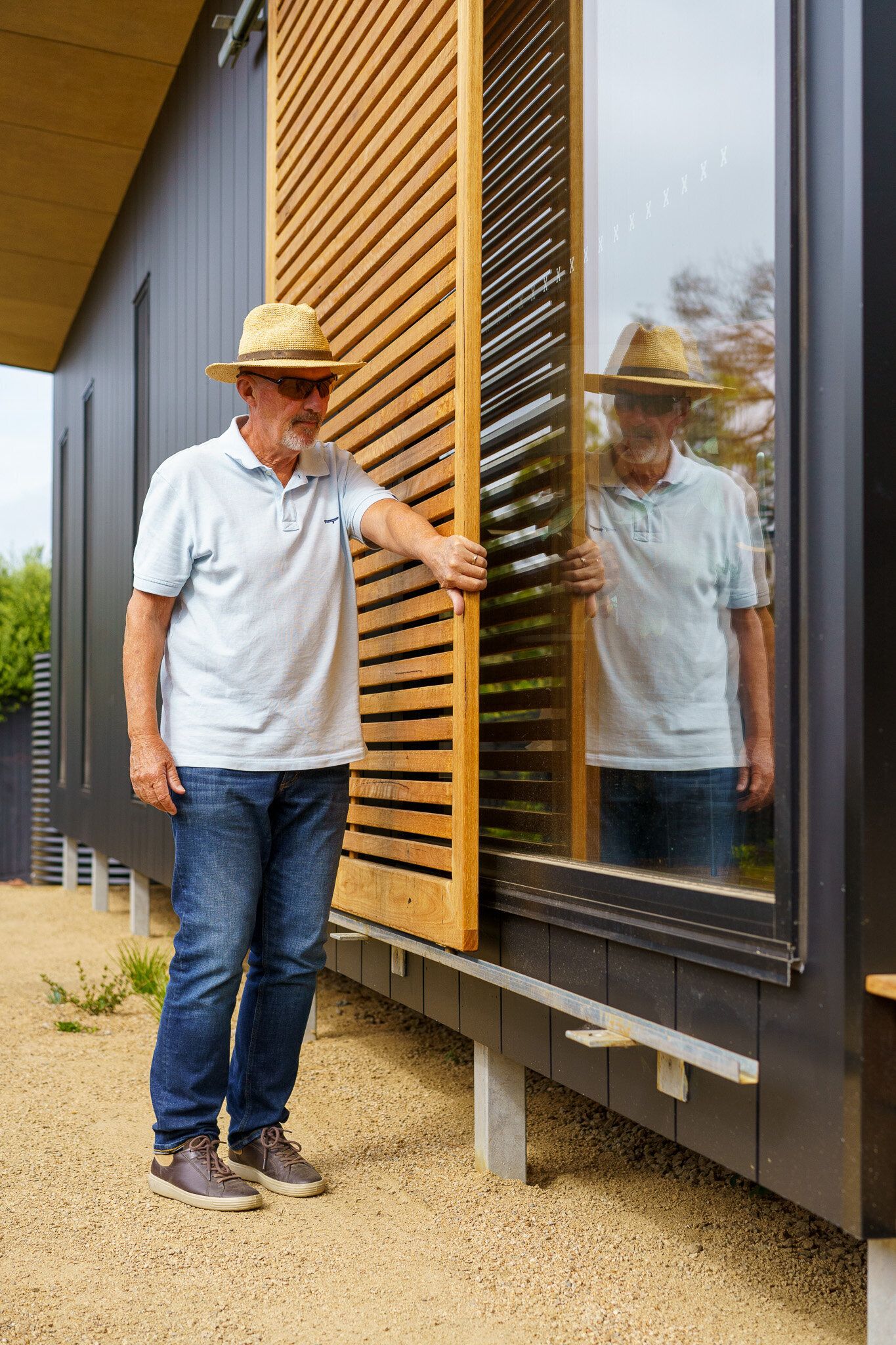 ecoliv flinders pnp08176 low res